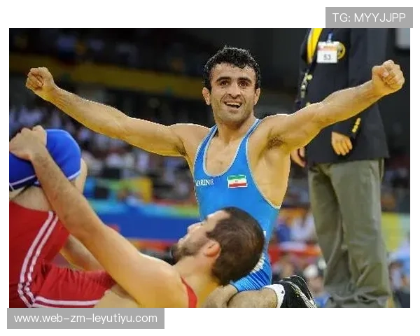 摔跤锦标赛伊朗队与俄罗斯队强势对抗，伊朗摔跤奥运冠军