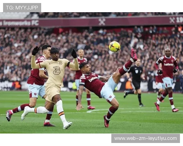 英超球队在训练中加入定位球专项演练 英超球队在训练中加入定位球专项演练