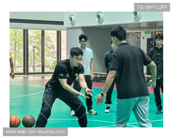 世界篮球联赛在推广中开展师资远程培训与本地实训结合项目，高端篮球培训